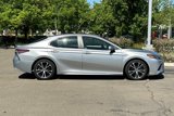 Certified 2018 Toyota Camry SE image 3