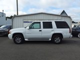 Used 2000 Cadillac Escalade 4WD image 2