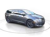 Used 2018 Chrysler Pacifica Touring Plus w/ S Appearance Package image 2