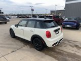 Used 2016 MINI Cooper S image 2