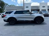 Certified 2021 Ford Explorer XLT w/ Equipment Group 202A image 3
