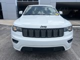 Used 2018 Jeep Grand Cherokee Altitude image 2
