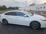 Used 2016 Toyota Avalon XLE Premium image 5