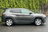 Used 2018 Jeep Compass Latitude image 3