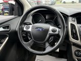 Used 2012 Ford Focus SEL w/ SEL/Titanium Winter Pkg image 4