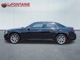 Used 2016 Chrysler 300 C image 2