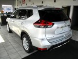 Used 2019 Nissan Rogue SV image 4