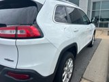 Used 2018 Jeep Cherokee Latitude image 3