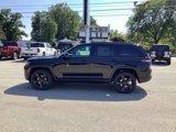 New 2025 Jeep Grand Cherokee Altitude image 4