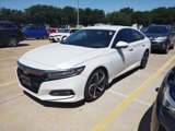 Used 2019 Honda Accord Sport image 3