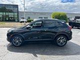 Certified 2022 Buick Encore GX Essence w/ Safety Package II image 5