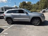 Used 2019 Jeep Grand Cherokee Laredo w/ 18" Wheel & 8.4" Radio Group image 4