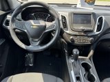Used 2020 Chevrolet Equinox LT image 2