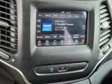 Used 2020 Jeep Cherokee Latitude Plus image 3