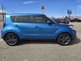 Used 2015 Kia Soul + image 3