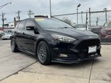 Used 2017 Ford Focus ST image 3
