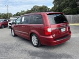 Used 2015 Chrysler Town & Country Touring image 3