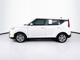 Used 2022 Kia Soul LX image 4