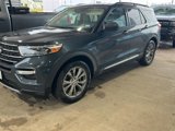 Used 2022 Ford Explorer XLT w/ Equipment Group 202A image 2