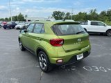 Used 2022 Hyundai Venue SEL w/ Cargo Package image 3