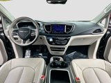 Used 2018 Chrysler Pacifica Limited w/ Advanced Safetytec Group image 3