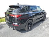 Used 2022 Mitsubishi Outlander SEL Black Edition image 2