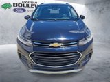 Used 2022 Chevrolet Trax LT w/ Driver Confidence Package image 2