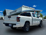 Used 2025 Nissan Frontier SV image 4