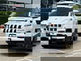 Used 2018 Jeep Cherokee Latitude Plus image 3