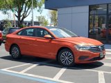 Used 2019 Volkswagen Jetta SE w/ Cold Weather Package image 1