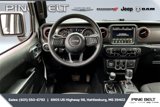 Used 2022 Jeep Gladiator Willys image 5
