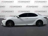 Used 2021 Toyota Camry SE image 2