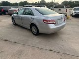 Used 2010 Toyota Camry LE image 3