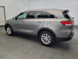 Used 2017 Kia Sorento LX image 3