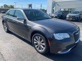 Used 2018 Chrysler 300 Limited image 3