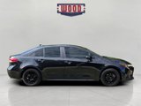 Used 2020 Toyota Corolla LE image 2