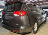Used 2017 Chrysler Pacifica Touring w/ Tire & Wheel Group image 6