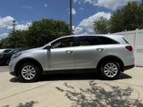 Used 2019 Kia Sorento L image 4