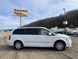 Used 2013 Chrysler Town & Country Touring image 2