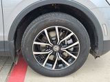 Certified 2021 Volkswagen Tiguan SE w/ Panoramic Sunroof Package image 5