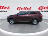 Used 2017 Kia Sorento LX w/ LX Convenience Package image 5