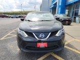 Used 2018 Nissan Rogue Sport S w/ S Appearance Package image 2