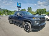 Used 2020 Chevrolet Silverado 2500 Custom w/ Custom Value Package image 3