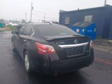 Used 2014 Nissan Altima 2.5 S w/ Sport Value Package image 3