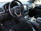 Used 2017 Jeep Grand Cherokee Trailhawk image 2