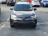 Used 2018 Toyota RAV4 LE image 2