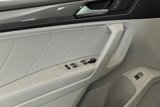Certified 2022 Volkswagen Tiguan SE w/ Panoramic Sunroof Package image 5
