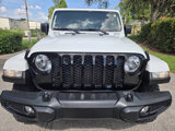 Used 2022 Jeep Gladiator Sport image 3