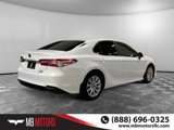 Used 2020 Toyota Camry LE image 3