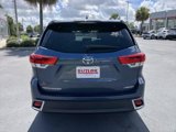 Certified 2017 Toyota Highlander Limited image 4